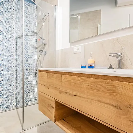 Tra Il Borgo E Il Mare - Bel Horizonte