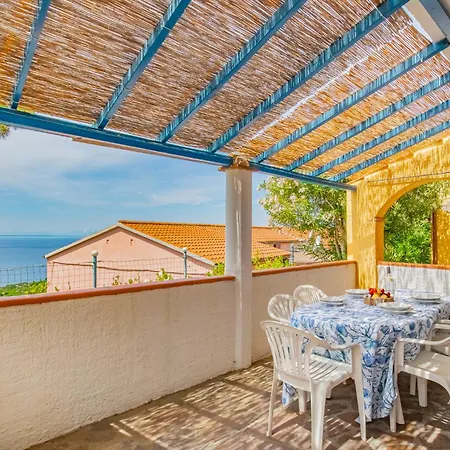 Tra Il Borgo E Il Mare - Bel Horizonte