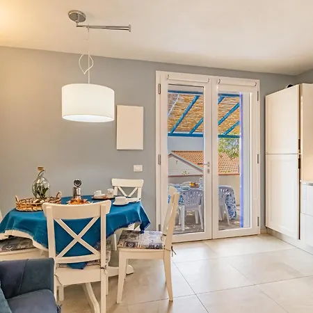 Tra Il Borgo E Il Mare - Bel Horizonte Apartman